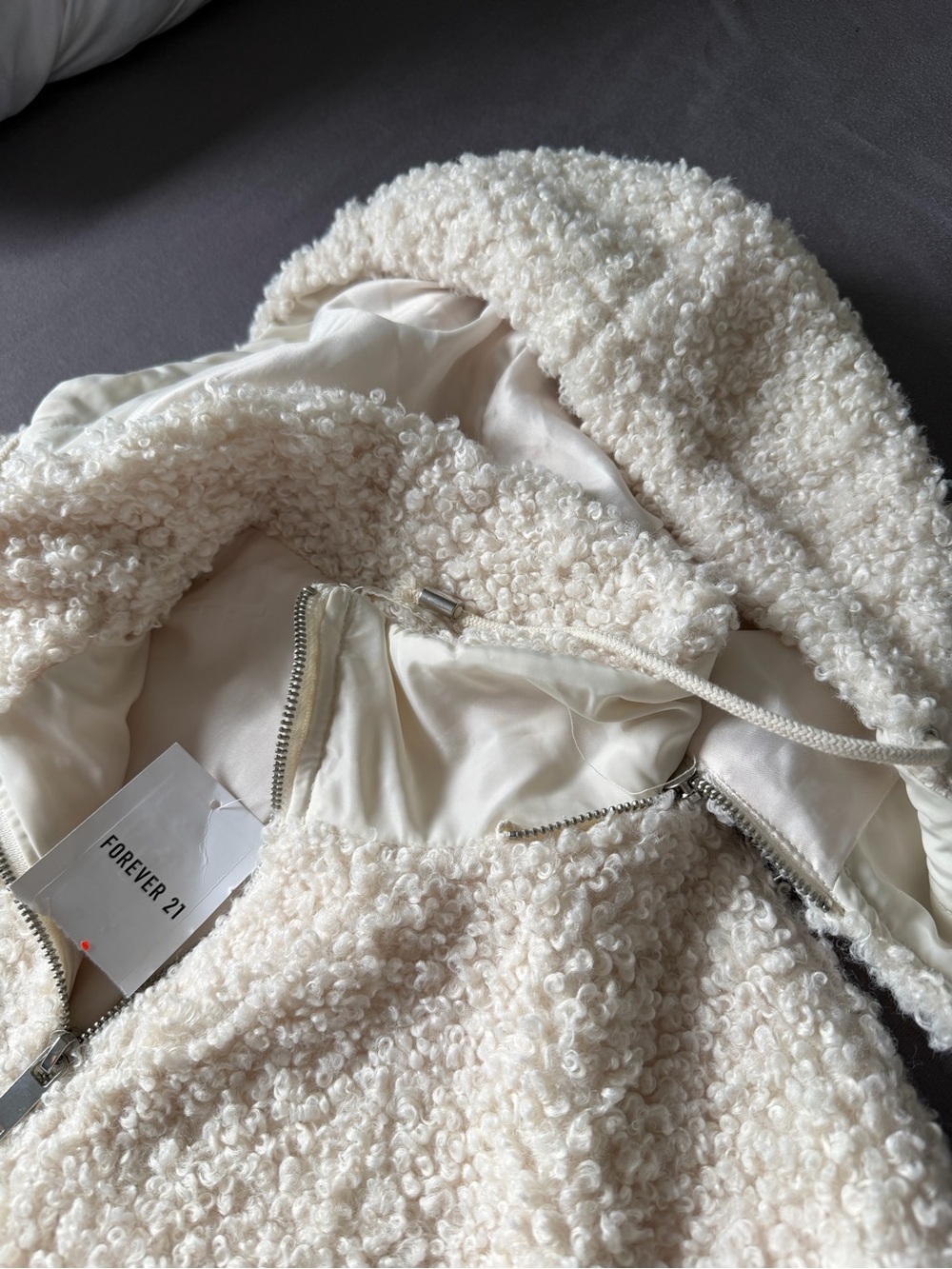 Forever 21 Cream Sherpa Women’s Hooded Cropped Jacket Size M NWT - Picture 6 of 7